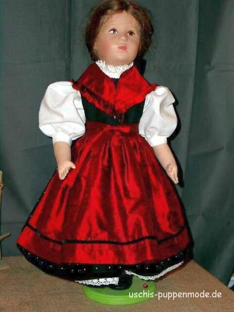 Ein Sonntags-Puppendirndl.